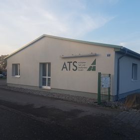 Haus mit Logo